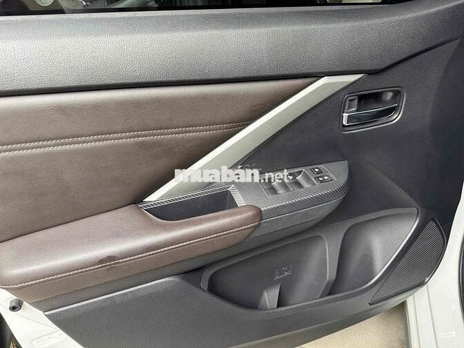 Mitsubishi Xpander Premium 2024 7 chỗ Trắng