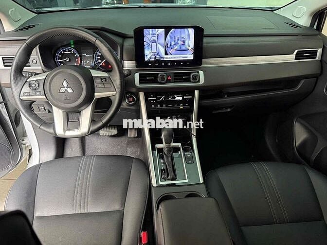 Mitsubishi Xpander Premium 2024 7 chỗ Trắng