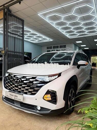 Hyundai Custin 1.5 Turbo 2023 Full đồ chơi