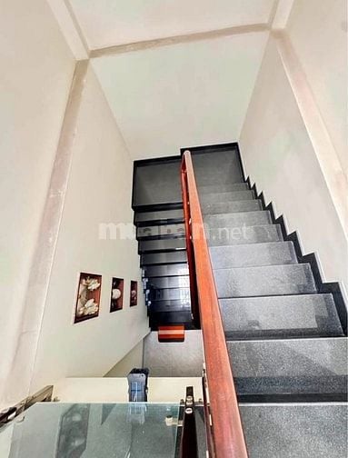 Bán nhà hxh CmT8 - 58m2 - nở hậu - 4 tầng chỉ 11 tỷ