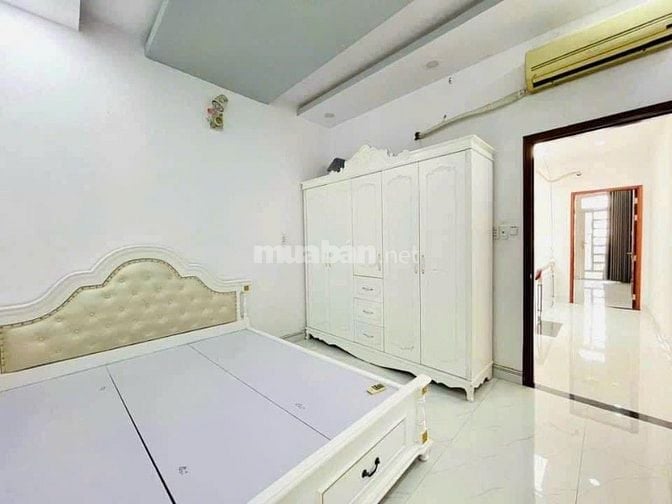 Làm ăn thua lỗ bán nhà 60m2,,2PN,2WC,4,28 tỷ, nguyễn hữu tiến, tân phú