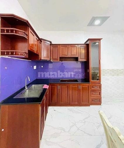 Làm ăn thua lỗ bán nhà 60m2,,2PN,2WC,4,28 tỷ, nguyễn hữu tiến, tân phú