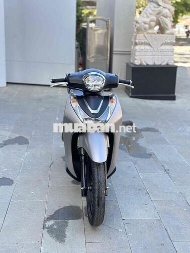 Honda SH Mode ABS Cao cấp Bạc