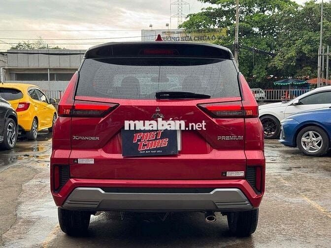 Mitsubishi Xpander Premium 2023 Đỏ 22.000km