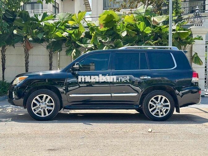 Lexus LX570 2012 Đen 87.000 miles