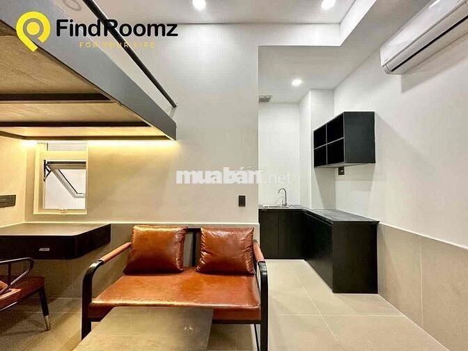 DUPLEX CỬA SỔ TRỜI ĐẦY ĐỦ NỘI THẤT NGAY CV LÀNG HOA