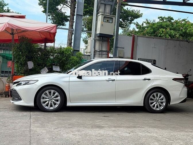 TOYOTA CAMRY 2.0E 2021 - 820TR LIÊN HỆ ÉP GIÁ