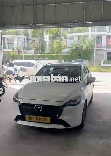 Mazda Mazda2 AT 2024 Trắng 12.000 km Tự động