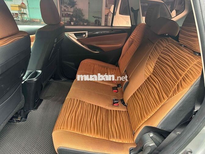 Toyota Innova G 2017 Tự động Bạc 7 chỗ
