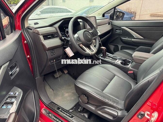 Mitsubishi Xpander Premium 2023 Đỏ 22.000km