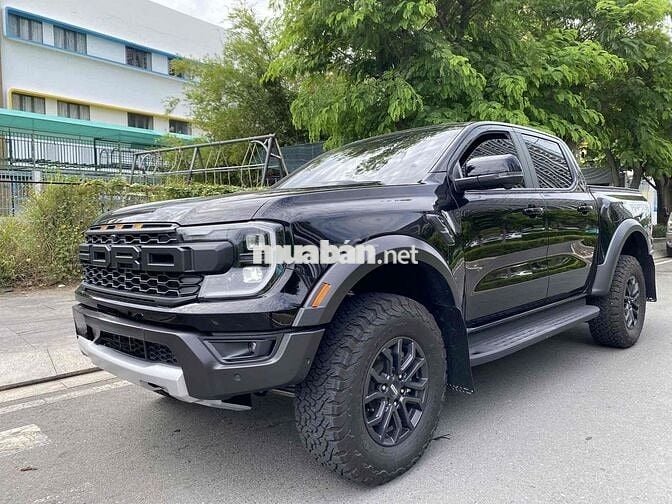 Ford Ranger Raptor 2024 2.0AT 4x4 Đen 13.000 km