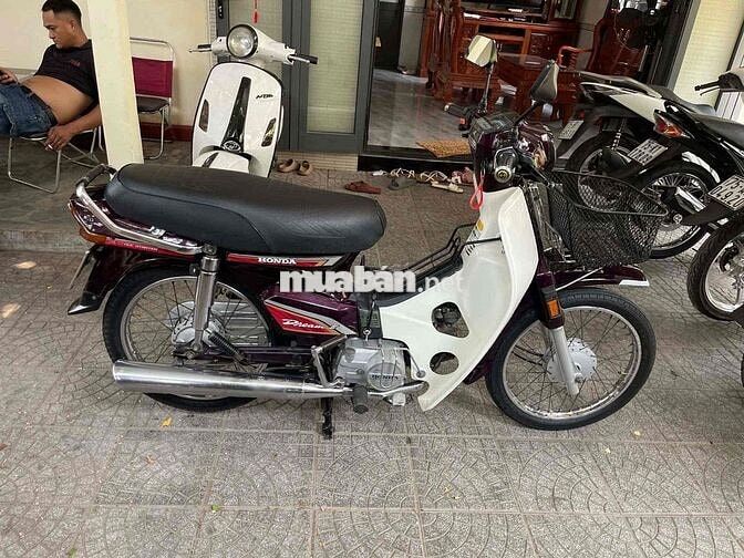 Honda Dream Thái Lan Nâu, Trắng