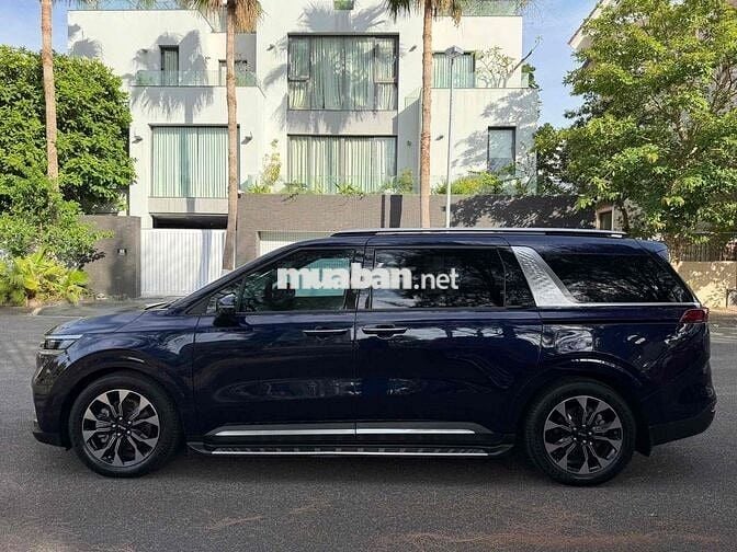Kia Carnival 2024 2.2 dầu Signature 42000 km Xanh