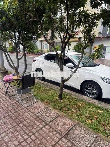 Mazda Mazda2 AT 2024 Trắng 12.000 km Tự động