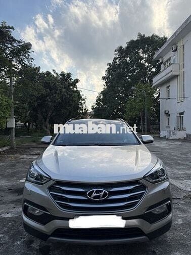 Hyundai SantaFe 2018 2.4AT 4WD Vàng cát