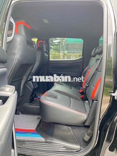 Ford Ranger Raptor 2024 2.0AT 4x4 Đen 13.000 km
