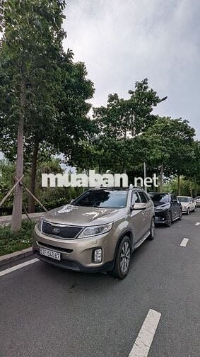 Kia Sorento 2015 bản xăng full Vàng cát