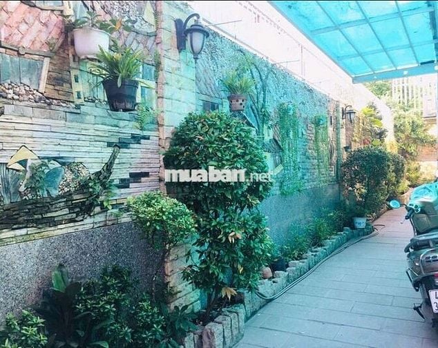 CHO THUÊ NHÀ MTKD 10X20 ( TRỆT+1 LẦU ) ĐƯỜNG NỘI BỘ TÂY THẠNH TÂN PHÚ 