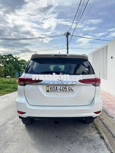 Toyota Fortuner 2017 Dầu Trắng