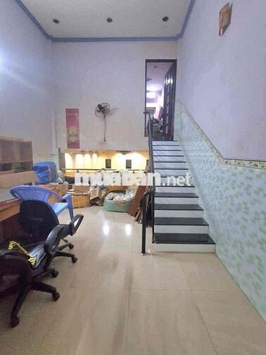 NHÀ ĐẸP 3 TẦNG — GẦN LÊ CẢNH TUÂN PHÚ THỌ HOÀ NGUYỄN SƠN 80m2 • 4x20
