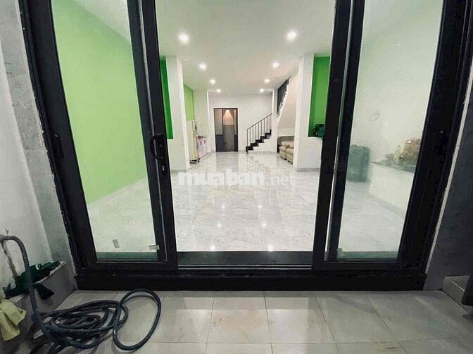 CHO THUÊ NHÀ 11TR, 3 LẦU, 3PN HẺM 51 THỐNG NHẤT