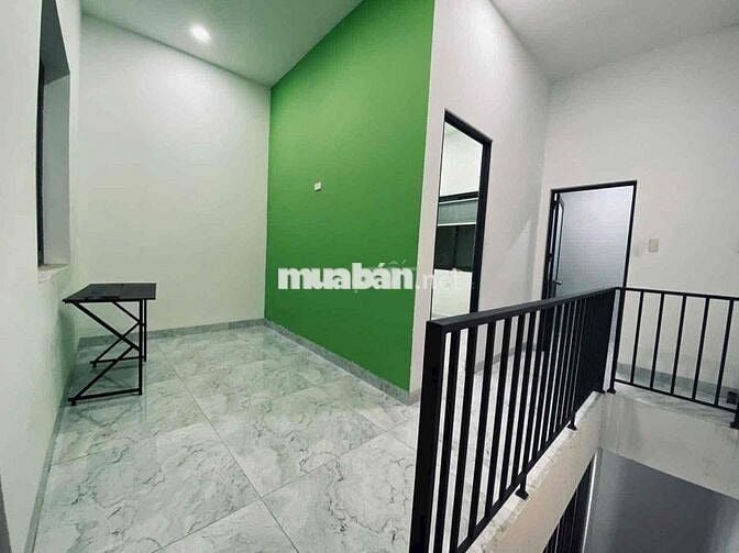 CHO THUÊ NHÀ 11TR, 3 LẦU, 3PN HẺM 51 THỐNG NHẤT