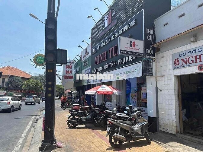 Siêu vị trí: Ngay góc Võ Văn Ngân & Đặng Văn Bi – Vị trí kinh doanh đắ