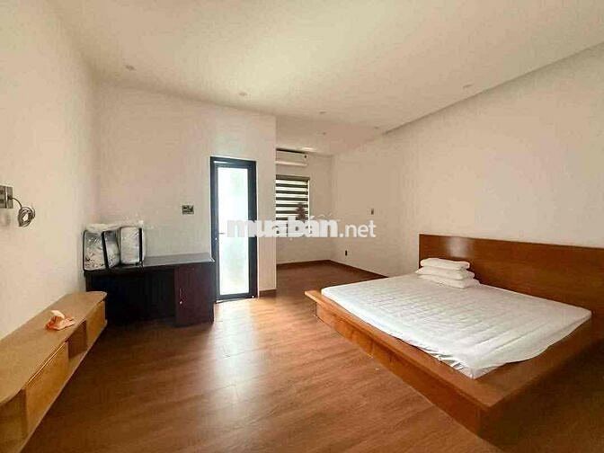 CHO THUÊ NHÀ ĐẸP 3 TẦNG SÂN OTO GẦN VƯƠNG THỪA VŨ