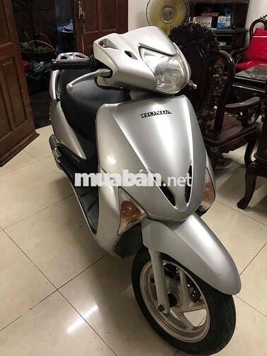 Honda Lead Bạc rãt mói tôt chüa xûa chua chinh chû