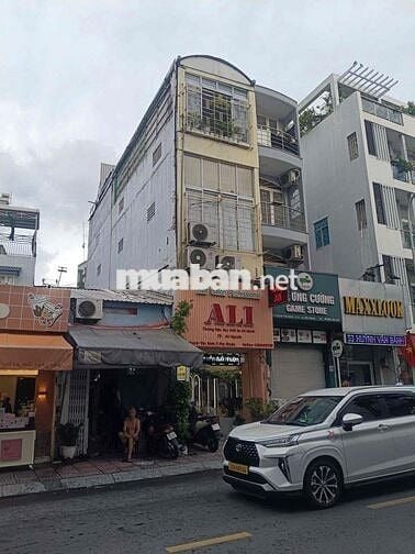 BÁN NHÀ MẶT TIỀN HUỲNH VĂN BÁNH, P. PHÚ NHUẬN. TPHCM  Giá 10TY7  Dt: 4