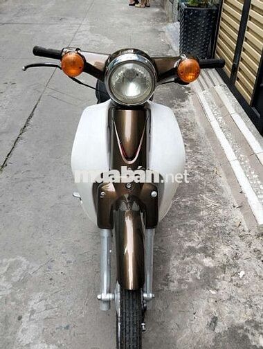 Xe máy Cub 50cc Nâu Trắng