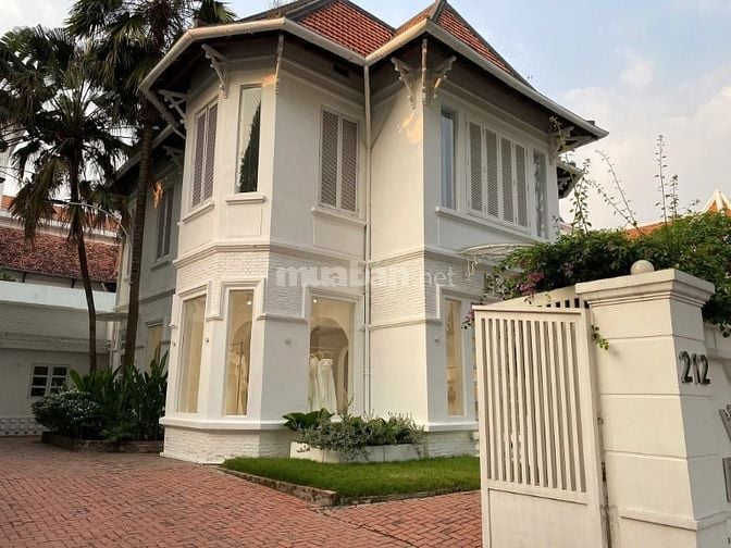 Cho thuê Biệt Thự Sân Vườn 212 Võ Thị Sáu Q3: DT:21m x25m