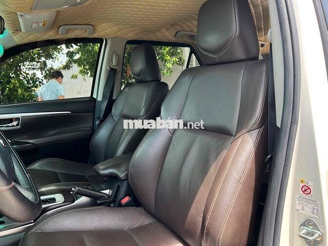 Toyota Fortuner 2018 2.4AT Máy dầu Trắng 25.000 km