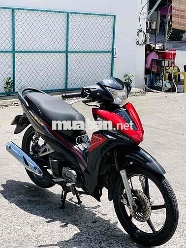 Honda Wave RSX Đen, Đỏ Số