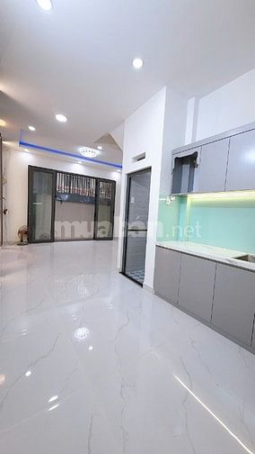 Chính chủ bán nhà đẹp 3 tầng, khu 20 thước, dt: 5x8m , giá 5,5 tỷ 