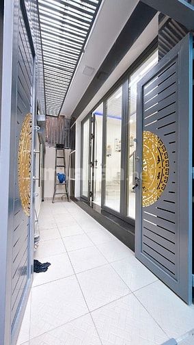 Chính chủ bán nhà đẹp 3 tầng, khu 20 thước, dt: 5x8m , giá 5,5 tỷ 