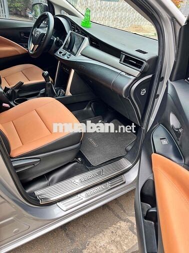 Toyota Innova E 2016 MT gia đình không dịch vụ