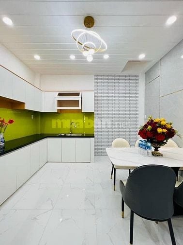 làm ăn thua lỗ bán nhà 46m2,SHR,3PN,2WC,5,528 tỷ,lê văn quới,bình tân