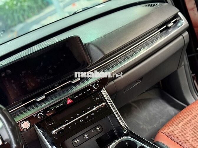 Kia Carnival Signature 2.2D 2022 Đỏ Mận 65.000 km