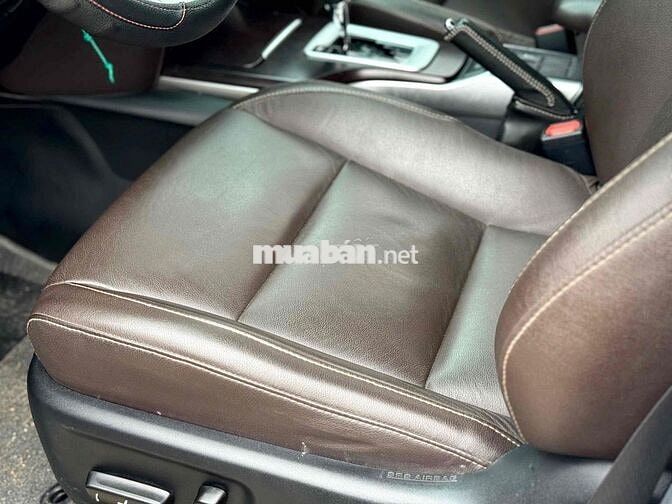 Toyota Fortuner 2018 2.4AT Máy dầu Trắng 25.000 km