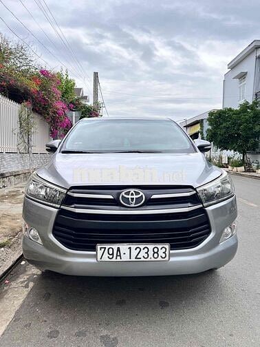Toyota Innova E 2016 MT gia đình không dịch vụ