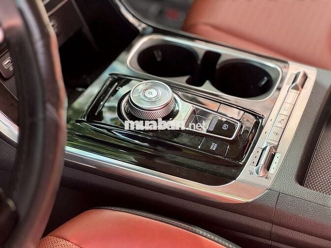 Kia Carnival Signature 2.2D 2022 Đỏ Mận 65.000 km
