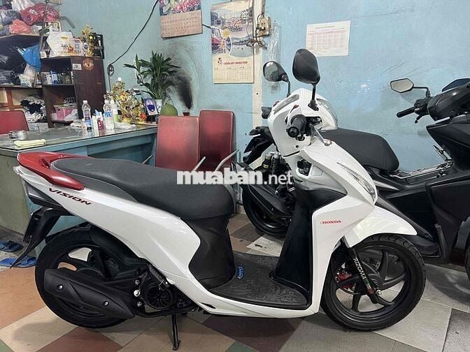 Honda Vision 2024 Trắng tuyết 8290 km
