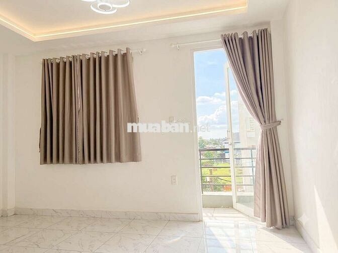 phòng rộng thoáng giá rẻ sát trường ĐH GTVT 