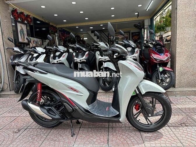 Honda SH 160i ABS 2024 Xám Xi Măng BSTP Chính Chủ