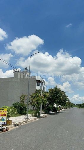 Bán đất đẹp đường Thanh Niên xã Vĩnh Lộc 90m2(5m x18m) giá 1tỷ 150 Tri