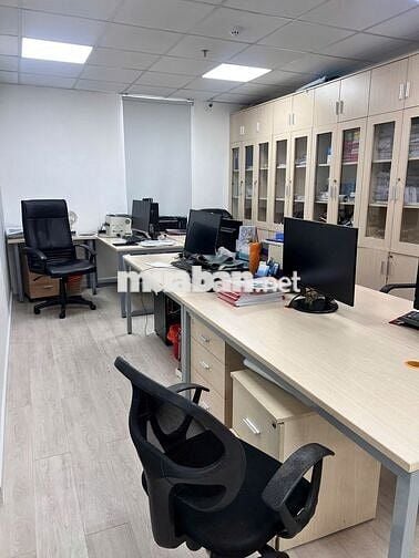 CHO THUÊ VĂN PHÒNG RIÊNG 55m2 – Phó Đức Chính, Quận 1