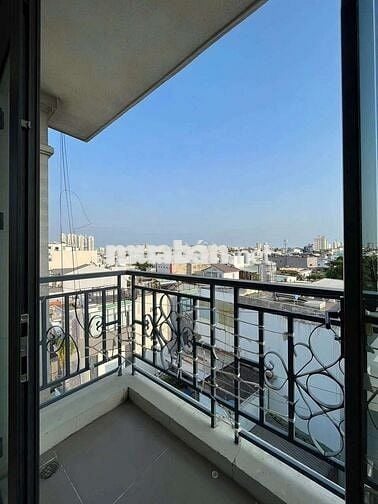 Cho thuê căn hộ studio ban công full nội thất Nguyễn Văn Cừ Quận 5 
