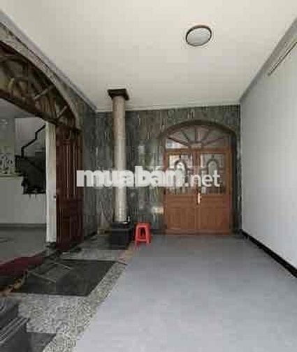 Cho thuê nhà Mặt tiền ngang 9m /đs 8,p.Linh Xuân giá 15tr dtsd 280m2