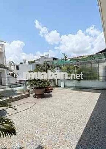 Cho thuê nhà Mặt tiền ngang 9m /đs 8,p.Linh Xuân giá 15tr dtsd 280m2
